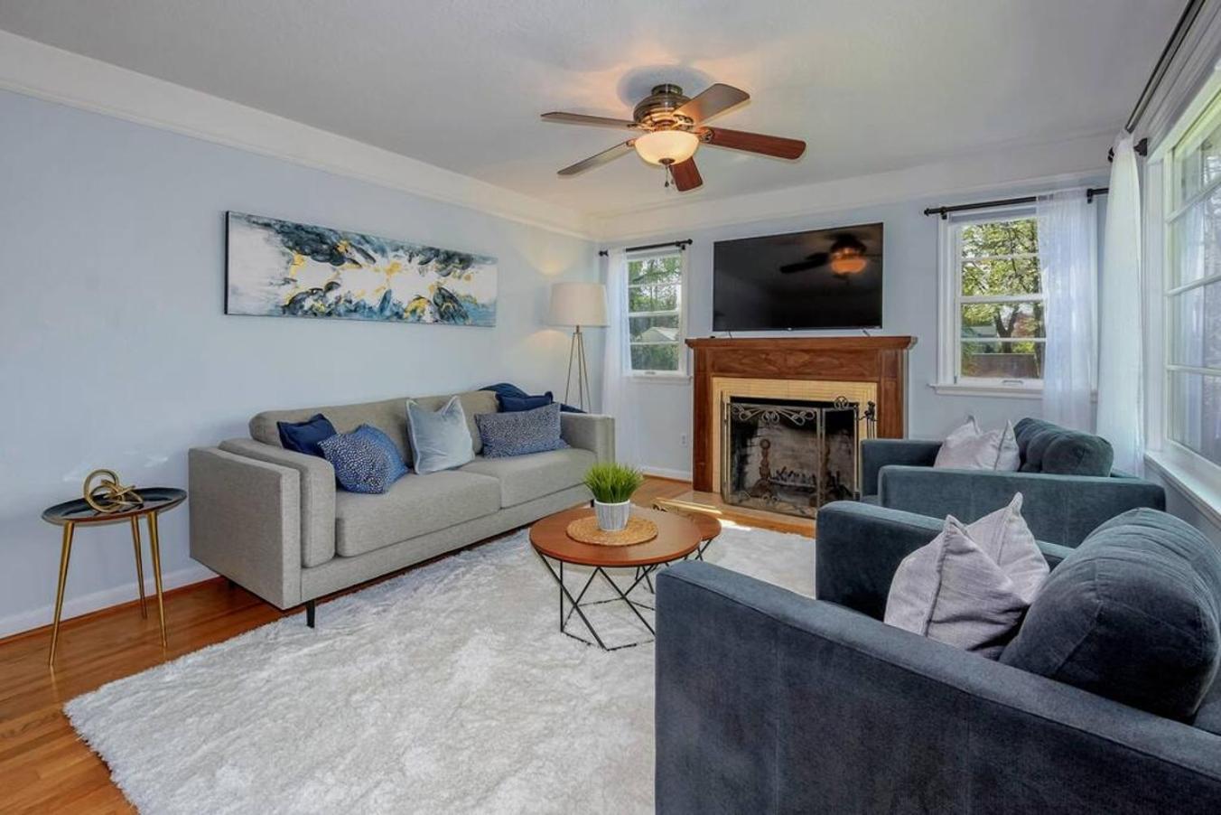 Style Meets Comfort In Beautiful Design Vancouver Luaran gambar