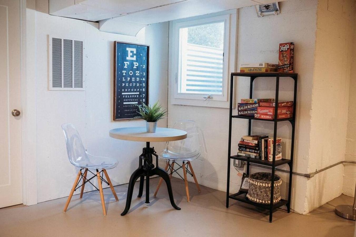 Style Meets Comfort In Beautiful Design Vancouver Luaran gambar