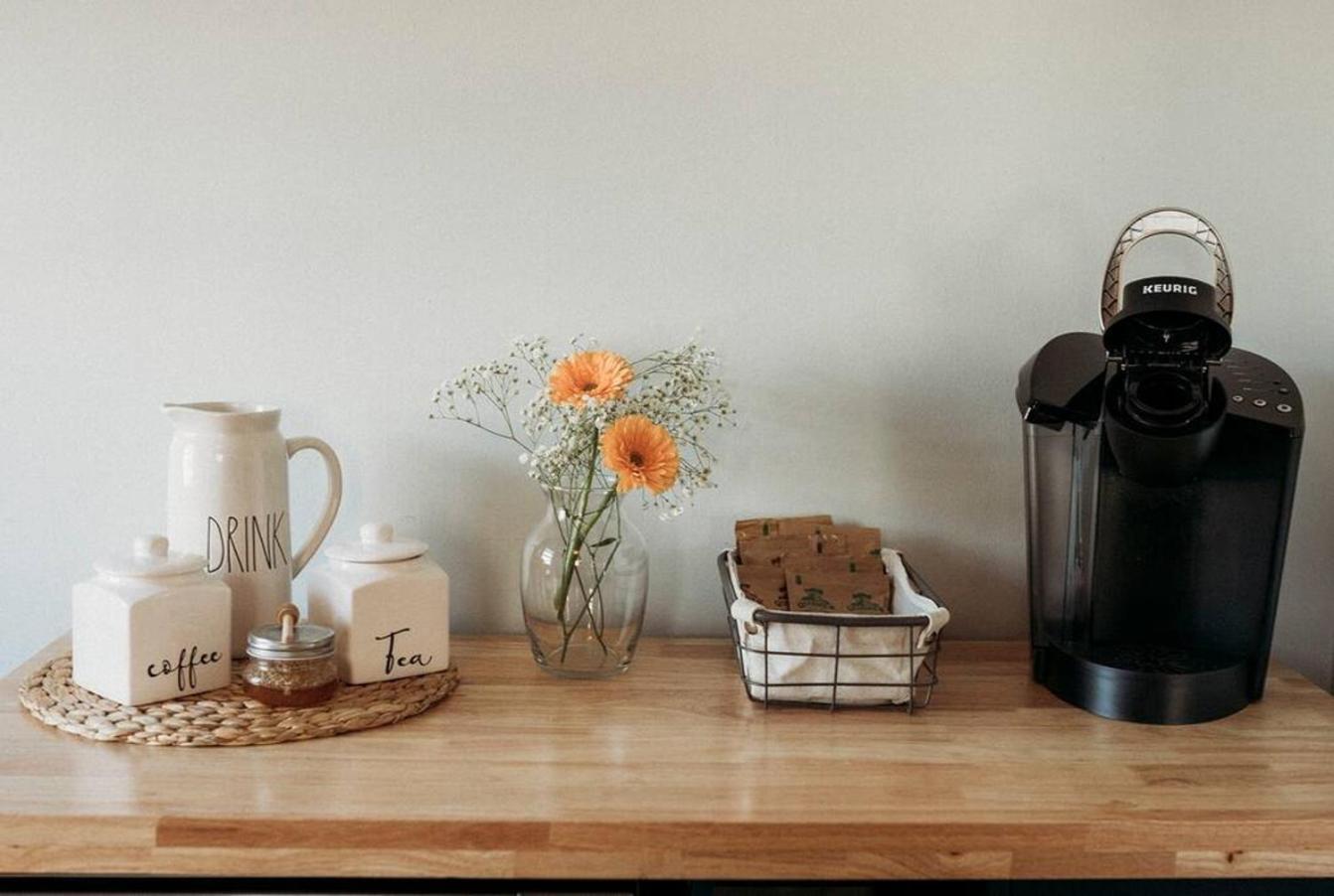 Style Meets Comfort In Beautiful Design Vancouver Luaran gambar